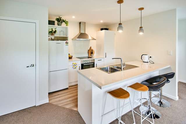 144 Fraser Avenue 1284_3