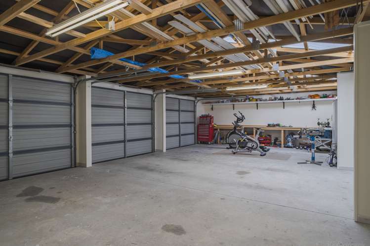 16 Grasmere Street Waimataitai_17