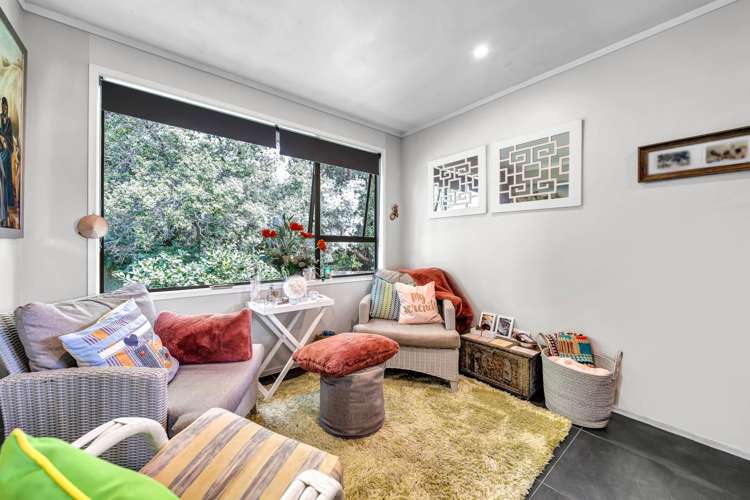 48 Fitzherbert Avenue West Harbour_11