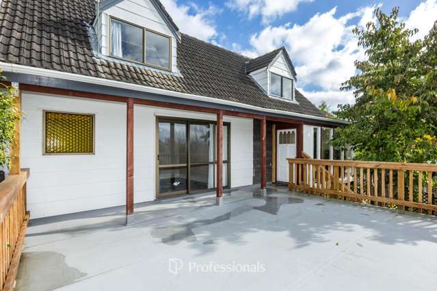 8 Sunbrae Drive Silverstream_1