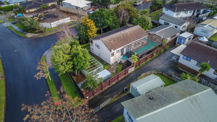 11 Bellville Drive Clendon Park_17