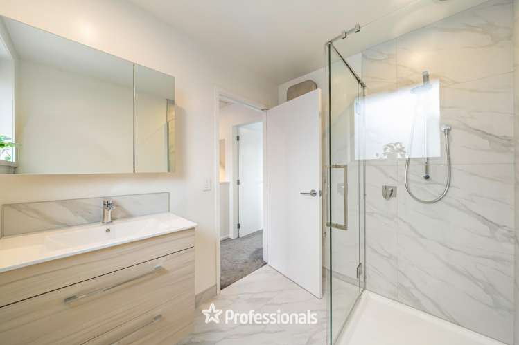 1/12 Rainey Grove Taita_14