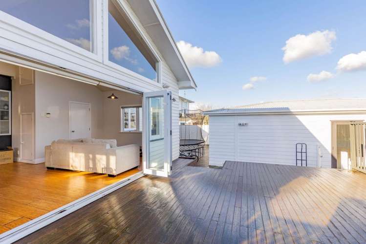 30 Hollywood Avenue Epsom_16