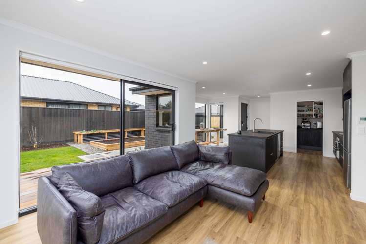 57 Willryan Avenue New Brighton_10