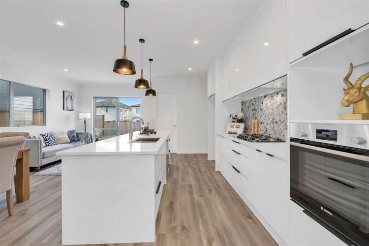 213c Murphys Road Flat Bush_7