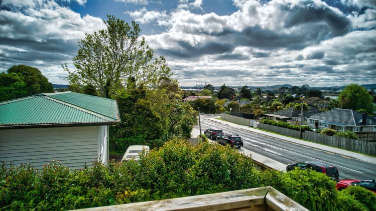 52a Roberts Road Te Atatu South_11