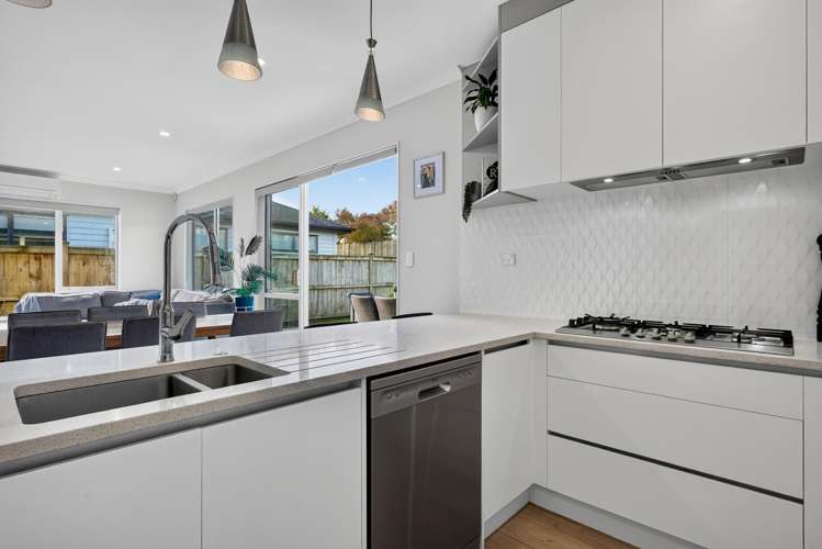18 Huahua Crescent Papakura_8
