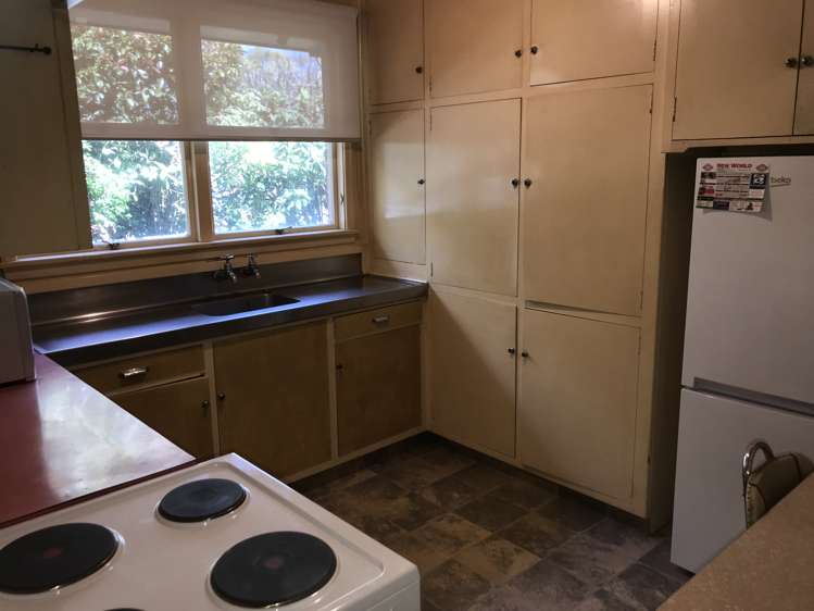 2/42 Reid Crescent Allenton_6