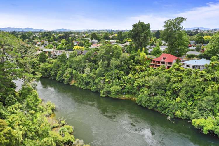 987 River Road Queenwood_2