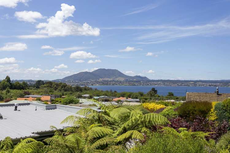 7 Dorothy Drive Acacia Bay_3