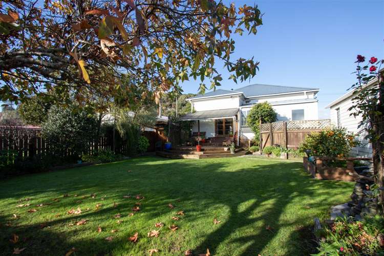 195 Fitzherbert Street Hokitika_13