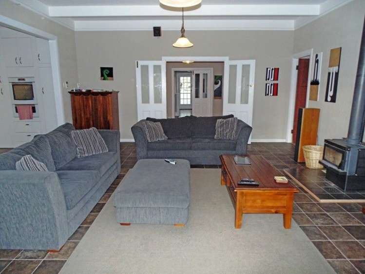 35 Argyle Avenue Takaro_2