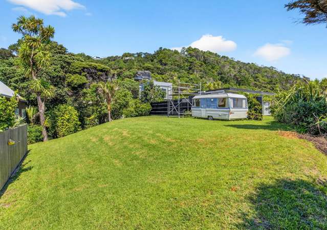 72 Domain Crescent Muriwai Beach_3