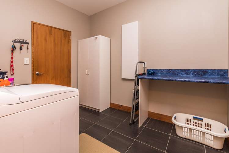 175 Gerrard Road Winton_15