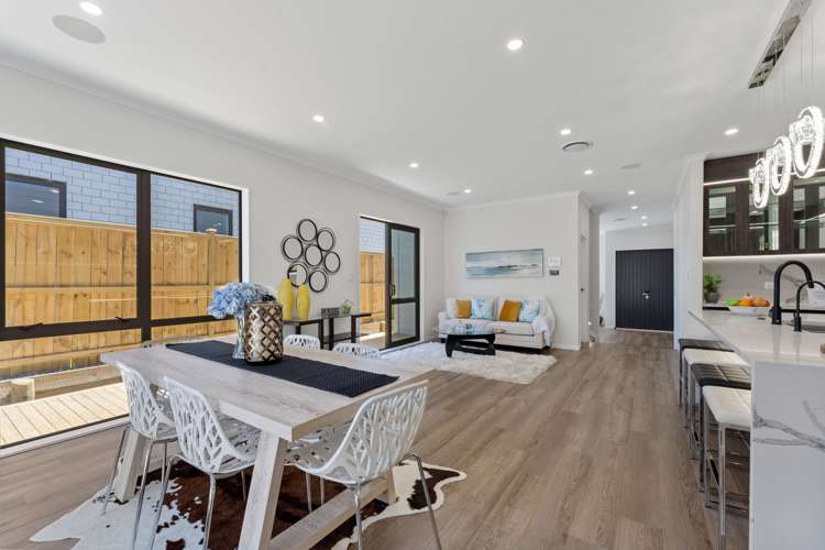 82 Charlestown Drive Flat Bush_14