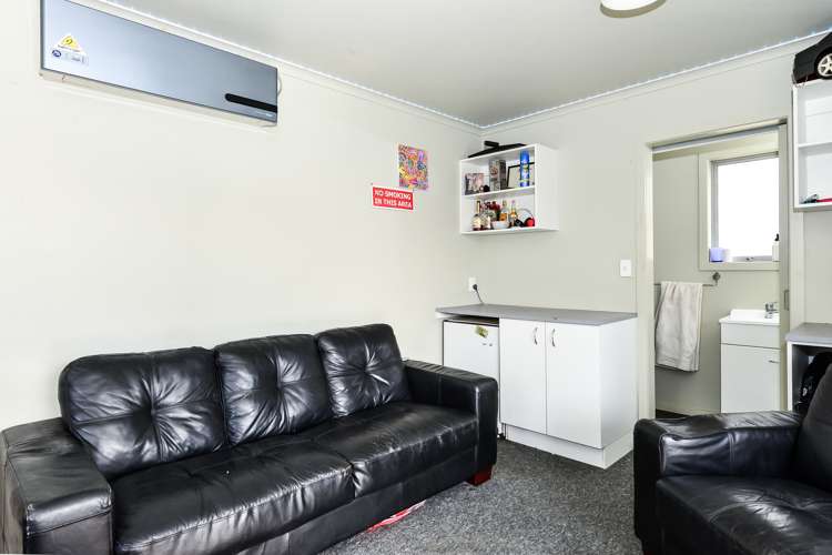 6 Camden Place Pukete_19