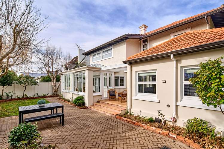 15 Penrose Street Woburn_12