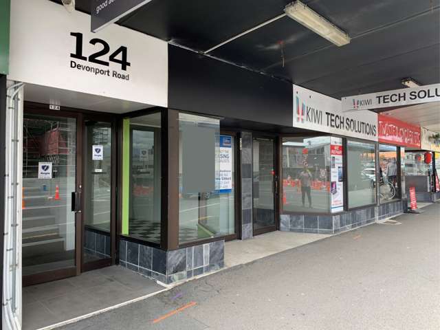 Level 1 / 124 Devonport Road Tauranga_1