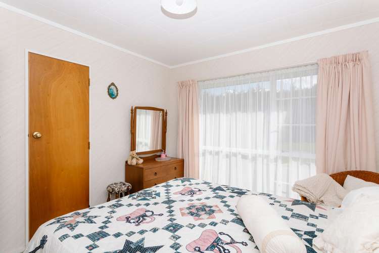 241 Adelaide Road Dannevirke_16