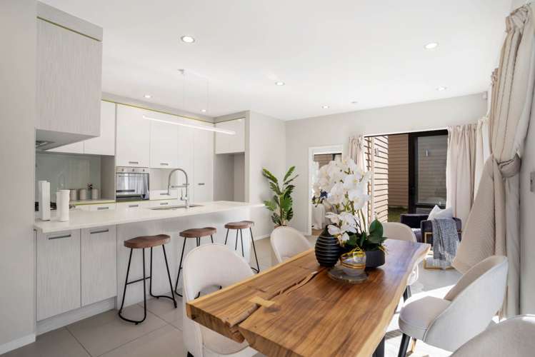 6 Kerrykeel Drive Flat Bush_6