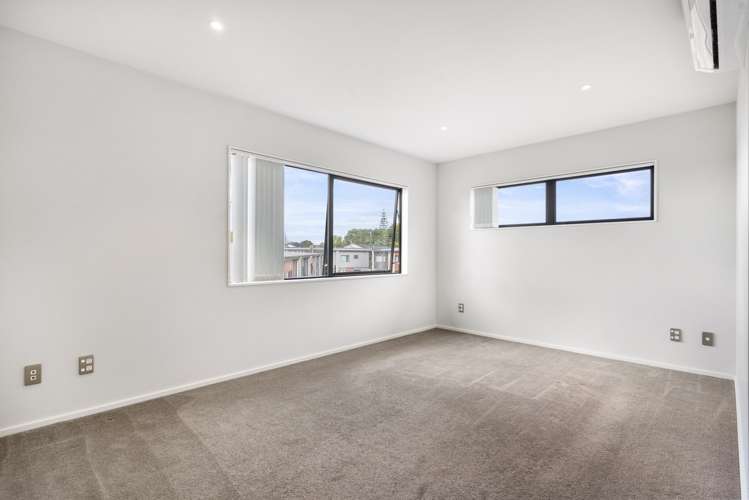 25 Meritage Lane Te Atatu South_11