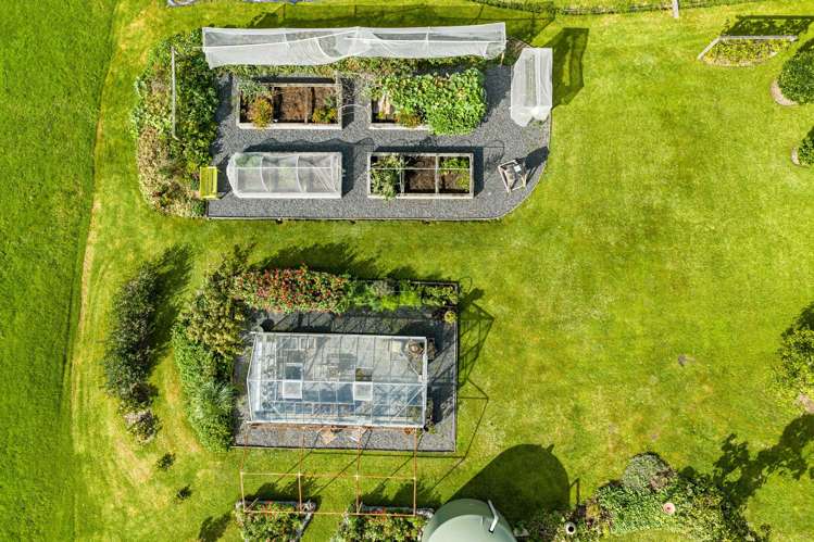 2239B State Highway 12 Paparoa_35