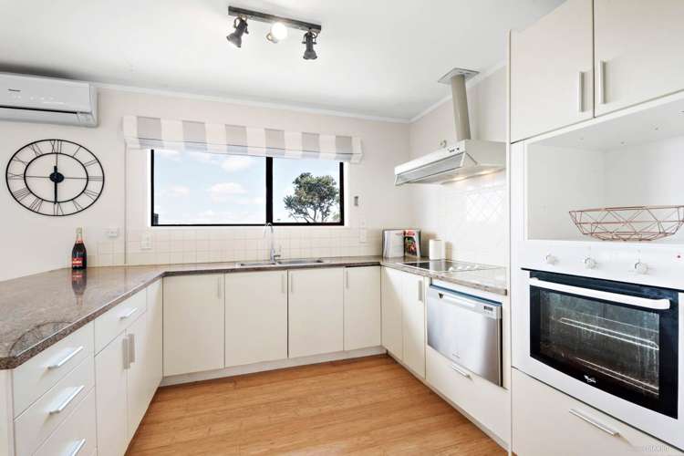 2/26a Tobruk Crescent Milford_8