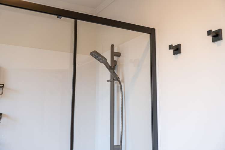 6 Bernard Street Chedworth_14