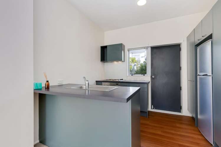 4/7 Kelvin Hart Drive_3