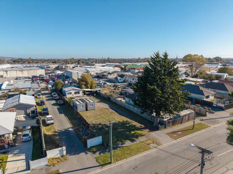 90 & 90a Shortland Street Wainoni_5