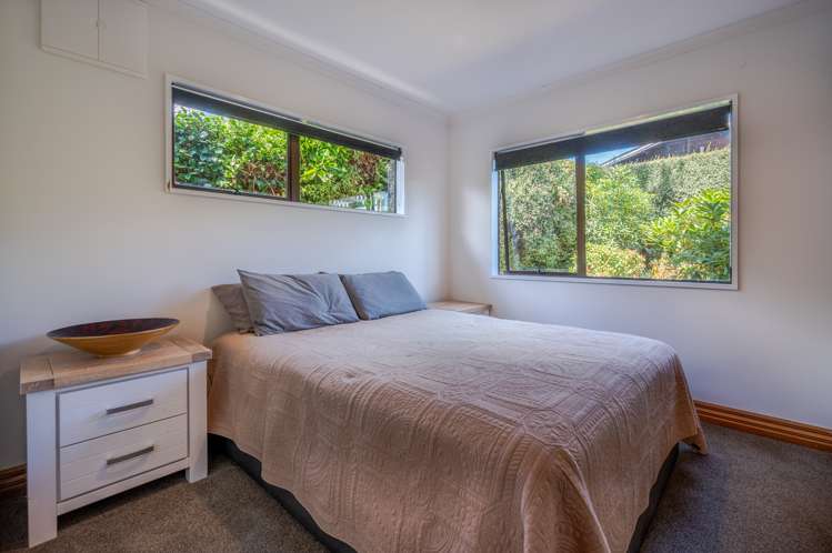 17 Penlington Place Akaroa_13