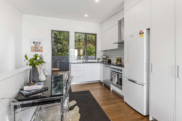 15/20 Trent Street Island Bay_3