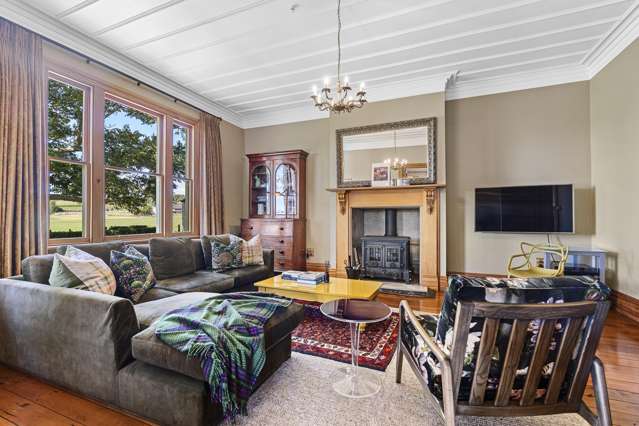 137 Egmont Road Hillsborough_2