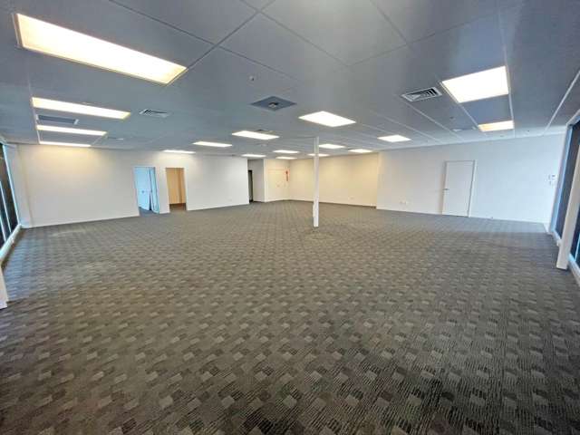 Unit 11/4 Pavilion Drive Mangere_2