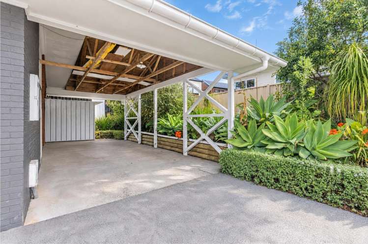 12 Rene Place Sunnyhills_27