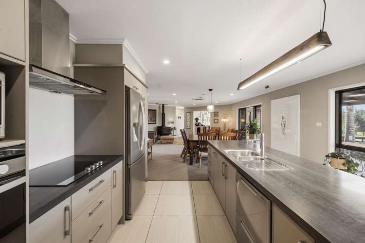 3 Sarona Park Drive Omanawa_6
