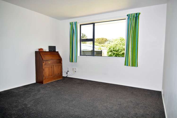 64 Watt Road Otatara_15