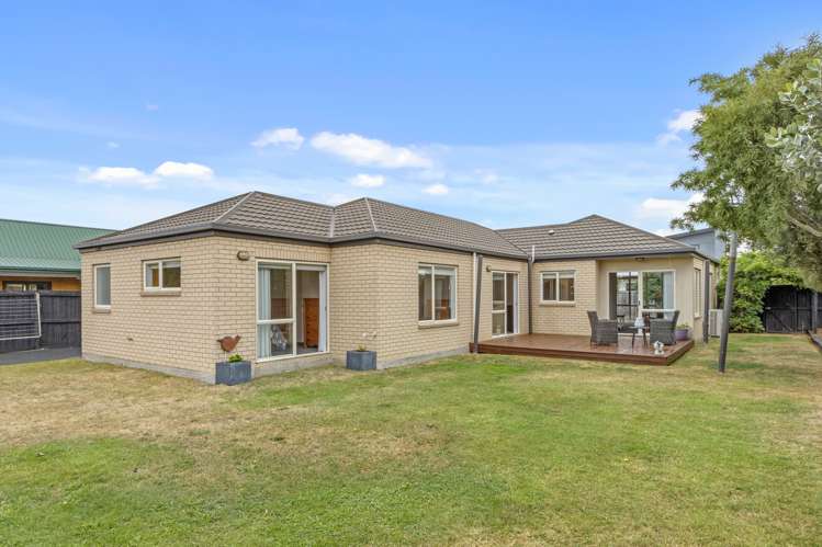 19 Saint Judes Lane Woolston_11