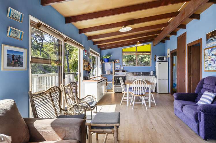 6C Whaanga Road Raglan_24