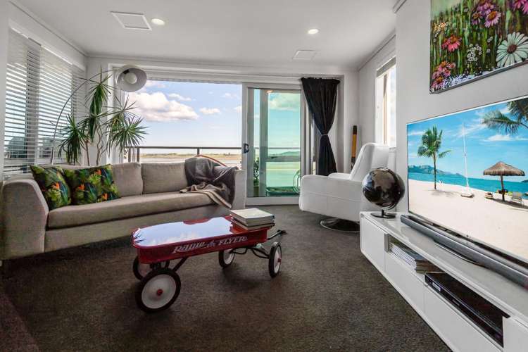 1006/72 Devonport Road_9