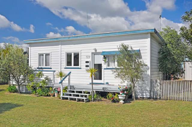 127 Ajax Road Whangamata_1