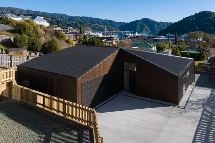 12B Russell Street Picton_13