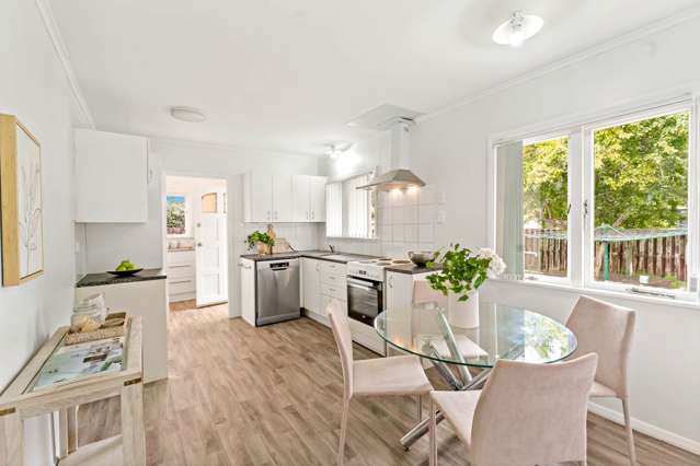1/66 Sutton Crescent Papakura_4