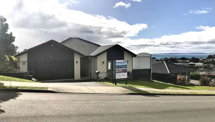 21 Woodridge Drive Stanmore Bay_13