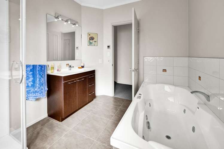 274 Richmond Road Lepperton_14