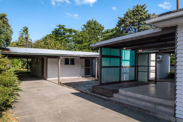 42 Lytton Road Riverdale_10