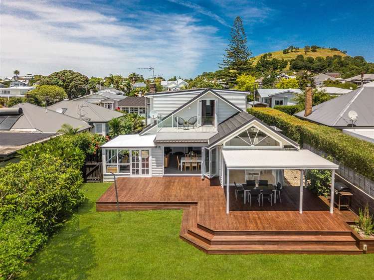 16 Empire Road Devonport_4