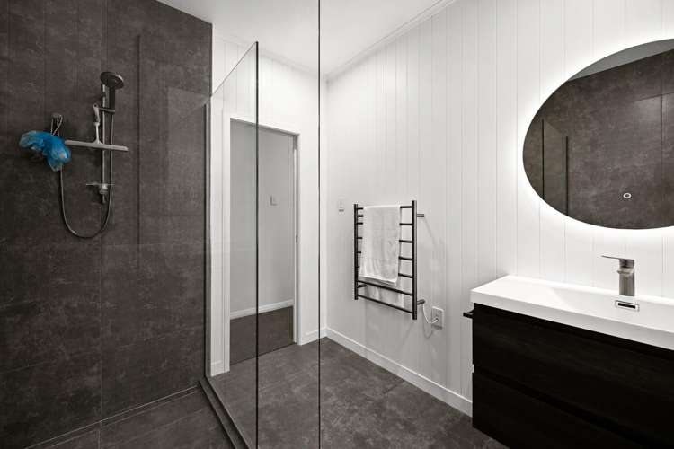 12 Tui Avenue Forest Lake_12