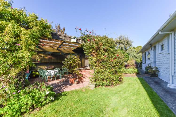 11 Kipling Crescent Stoke_24