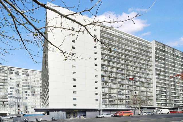 Stylish 2-Bedroom Apartment in Auckland City